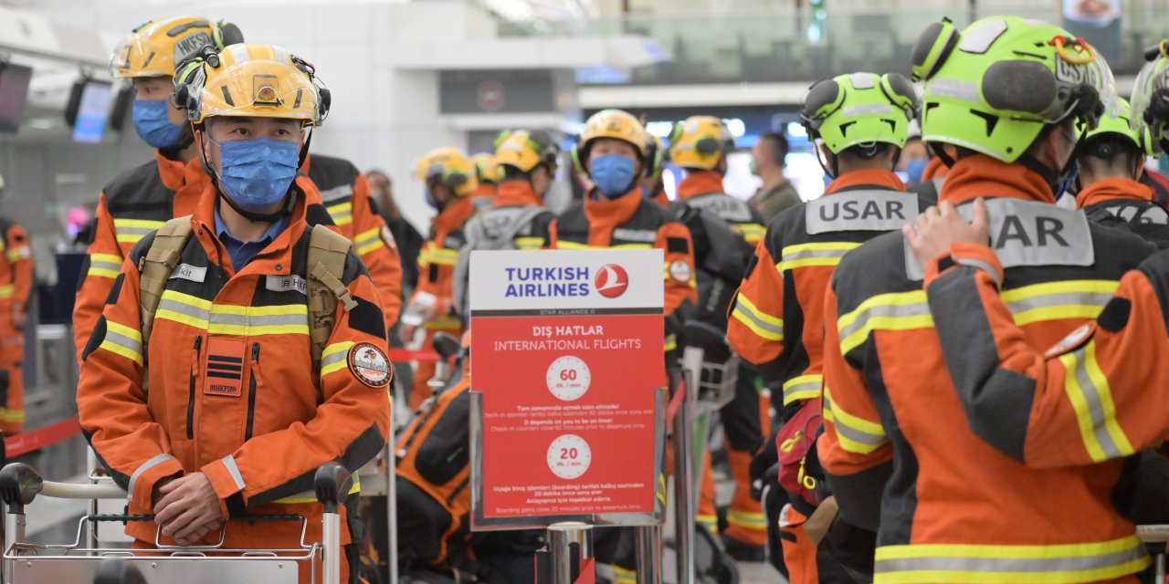 Hong Kong, 59 kişilik arama kurtarma ekibi gönderdi