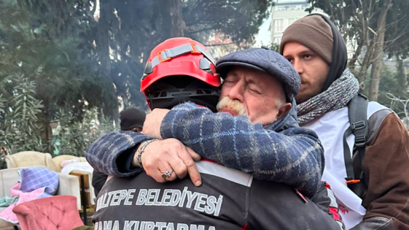 Yardım gelsin diye günlerce bekledi: Sanatçı Orhan Aydın'ın kızının cansız bedenine ulaşıldı