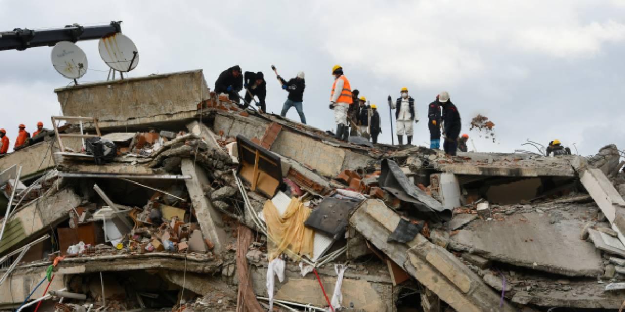 Depremde yıkılan binalardan delil nasıl toplanacak?