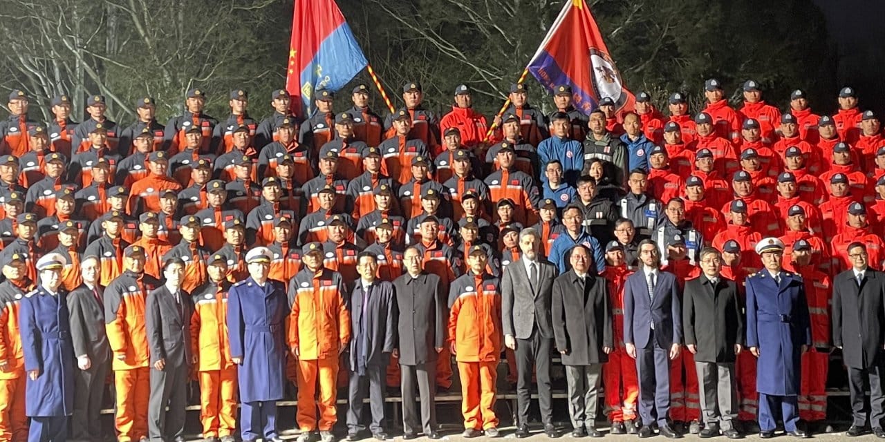 Çinli arama kurtarma ekipleri ülkelerine döndü
