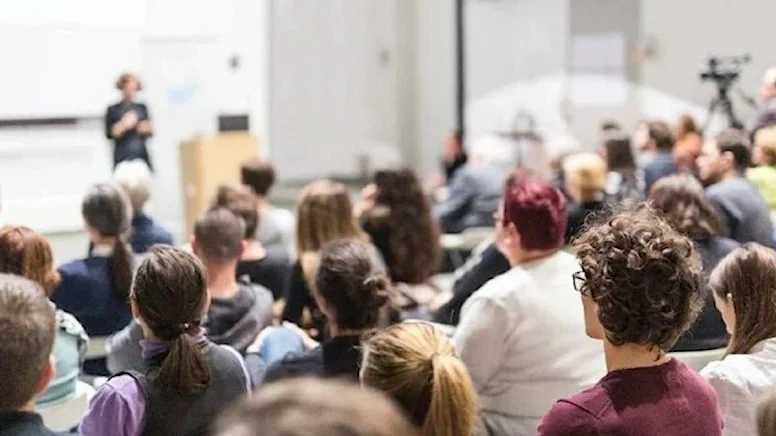 Hibrit nedir? Hibrit eğitim ne demek? Üniversitelerde hibrit eğitim dönemi