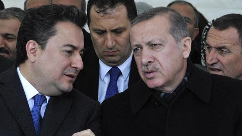 Cumhura küfreden Cumhurbaşkanı mı olur?