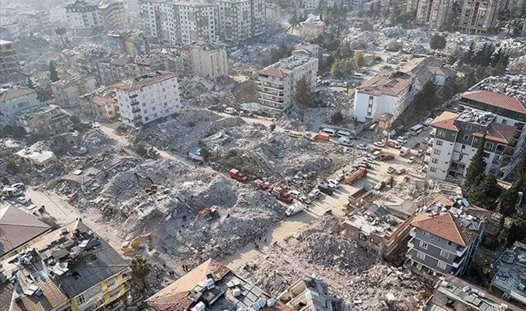 Zemin Sıvılaşması Nedir? Zemin sıvılaşması nasıl önlenir ve nerelerde görülür? Uzmanlardan riskli bölgelere sıvılaşma uyarısı