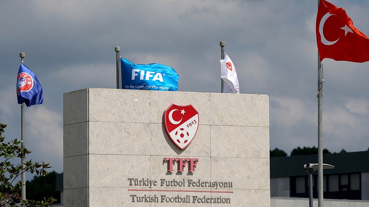 TFF transfer kuralında değişiklik yaptı