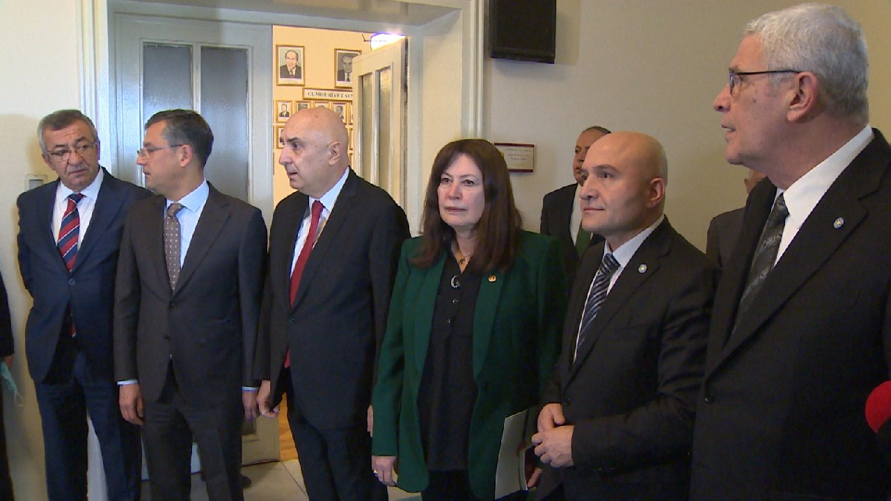 İYİ Parti'den AKP ve CHP'ye 'depremzede seçmen' ziyareti