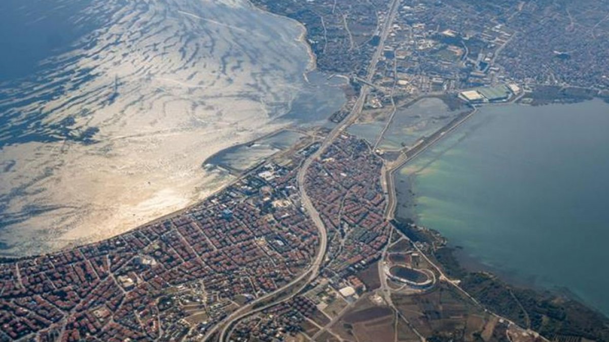 İstanbul'daki deprem riskli binalar Kanal İstanbul'a mı taşınıyor? CHP'li Karabat anlattı
