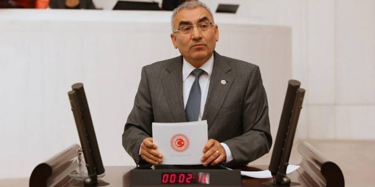 İYİ Parti Ankara Milletvekili Ayhan Altıntaş istifasını geri çektiğini açıkladı