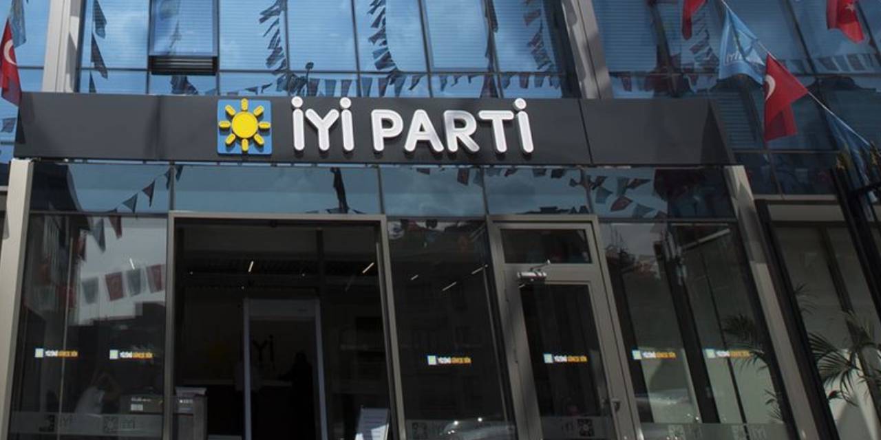 İYİ Parti İzmir'de Gerilim: İpler Koptu