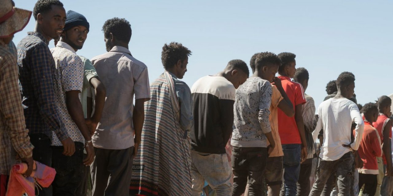 "Kıyamet" kopacağı korkusuyla kaçıyorlar