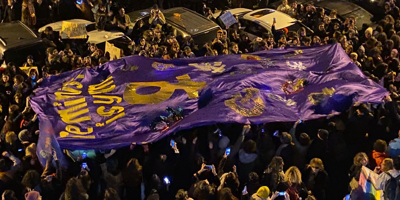 Feminist Gece Yürüyüşü'ne polis müdahalesi: Gözaltılar var!