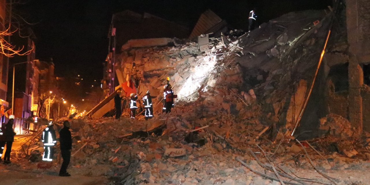 Adıyaman’daki depremle Malatya’da bir bina yıkıldı