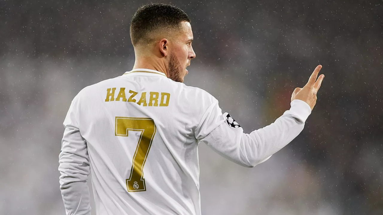 Real Madrid Hazard'ı Fenerbahçe'ye önerdi!