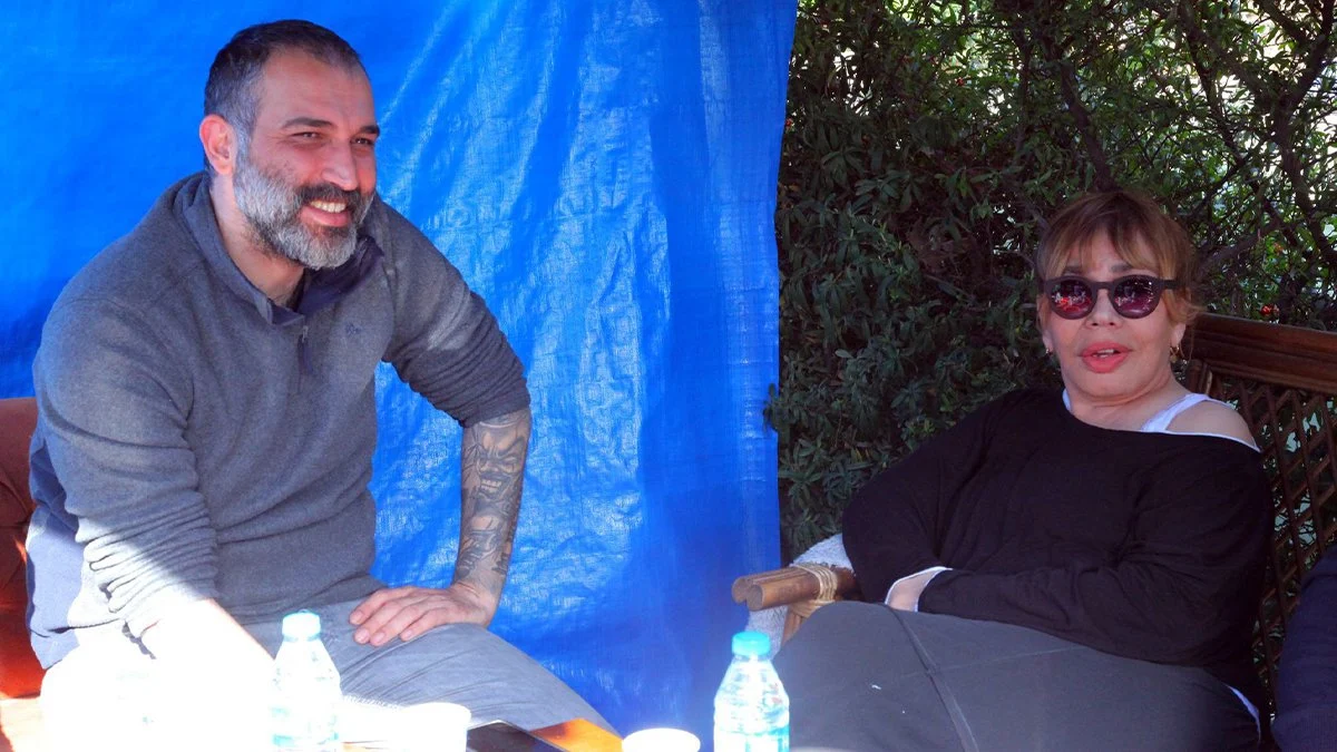 Sezen Aksu'dan Hatay'da TİP'e ziyaret