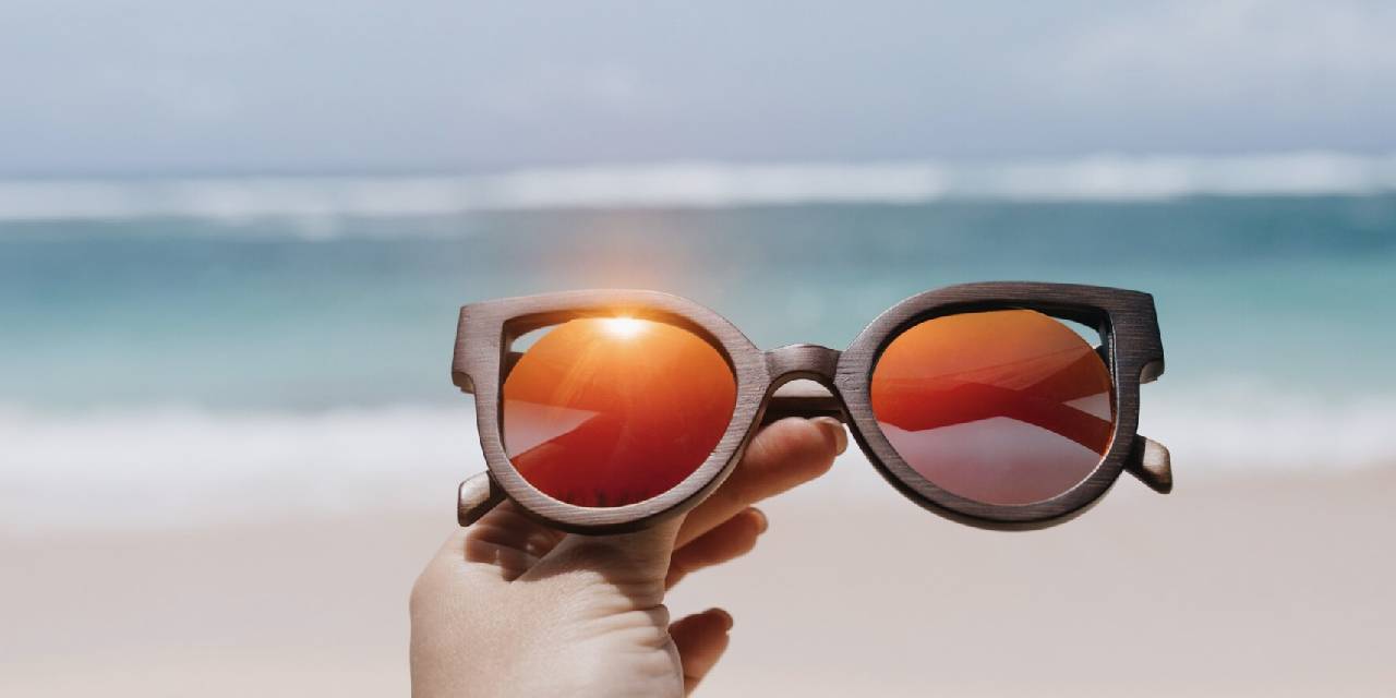 Güneş gözlükleri sezonu başlıyor: Neden güneş gözlüğü takmalı? Güneş gözlüğü seçerken nelere dikkat etmeli?