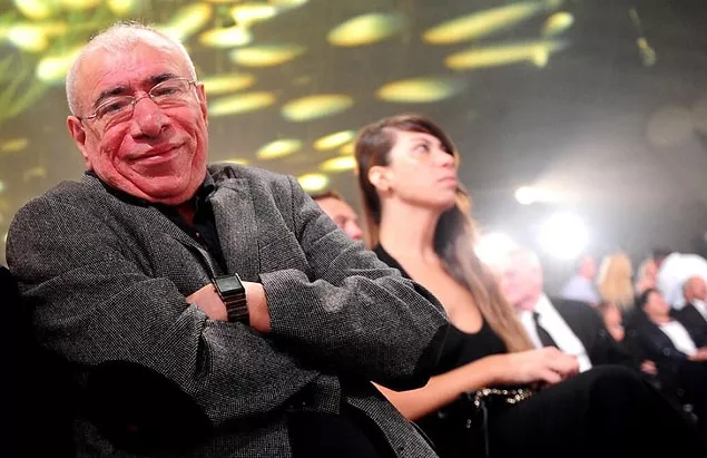 İlyas Salman kendisine küfür eden kişinin ağzının payını böyle verdi