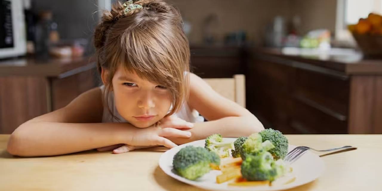 Çocuğunuz sebze yemiyor mu? Çocuğunuza sebzeyi sevdirmek için  hangi yolları denemelisiniz…