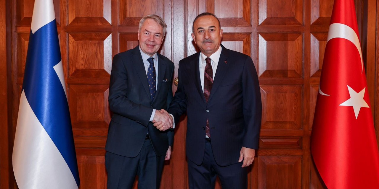 Çavuşoğlu, Finlandiyalı mevkidaşı Haavisto ile görüştü