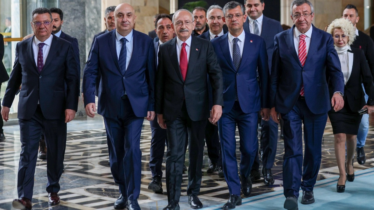 Kılıçdaroğlu, A Takımı'nı kabineye hazırlıyor