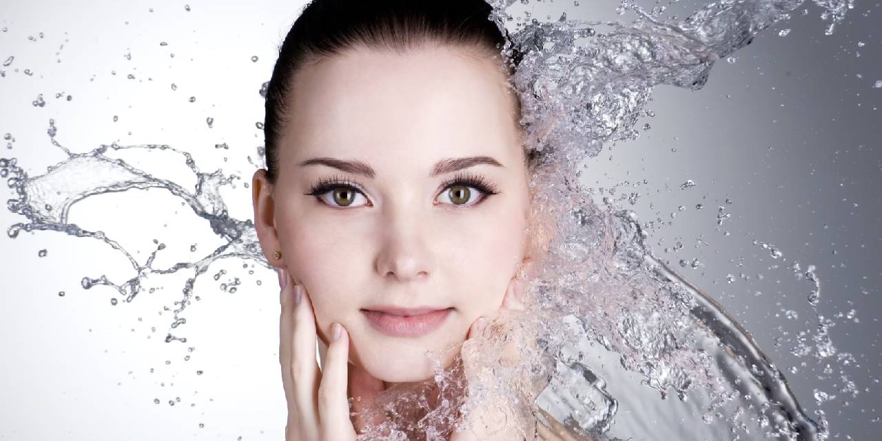 Yüz yıkamakla ilgili bilinen yanlışlar:Yüzünüzü sürekli yıkamak yerine bu yöntemleri tercih edin! Yüz temizliği nasıl yapılmalı?