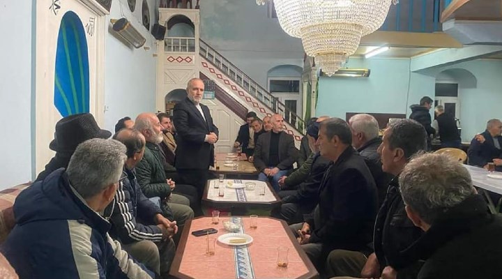 MHP'li başkan ve AKP aday adayından camide seçim etkinliği