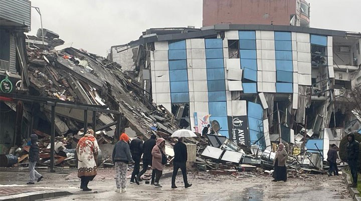 Isias Otel'in enkazından sağ çıktı, 49 gün sonra öldü