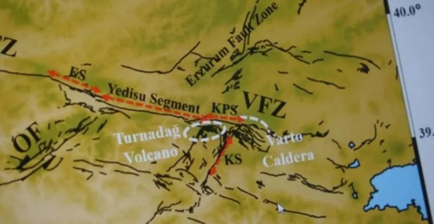 Deprem korkusu büyüyor! 3 levha o bölgede kesişti: Her an büyük bir deprem bekleniyor!