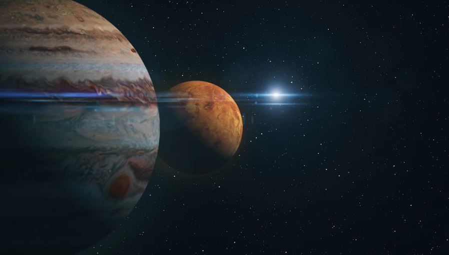 Bilim İnsanlarından Yeni Keşif: En Fazla Uydusu Olan Gezegen Olarak Kayıtlara Geçti