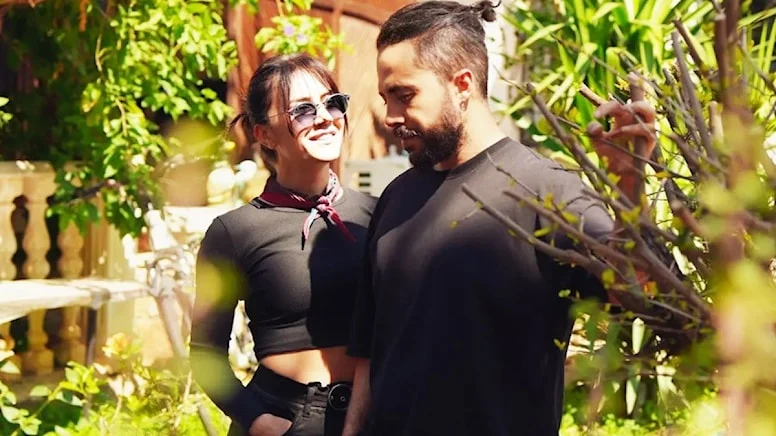 Ünlü şarkıcı İstanbul’dan kaçtı: Öyle bir yere yerleşti ki duyan şaşırdı: Bir adımda bahçeye, 10 adımda denize…