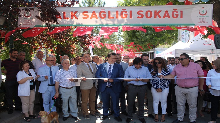 Eskişehir'e 'Halk Sağlığı Sokağı' açıldı