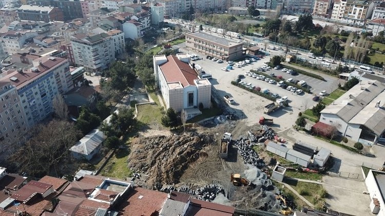 Feriköy Kent Parkı’nın içinden imam hatip ve cami çıktı
