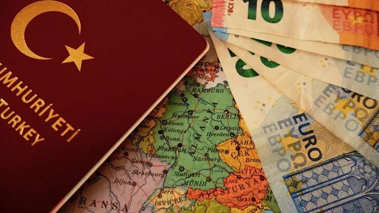 Almanlar işçi arıyor: 778 bin Türk’e yılda 50 bin euro maaşla iş hazır. 30 bin euro maaşla garson kapanın elinde kalıyor