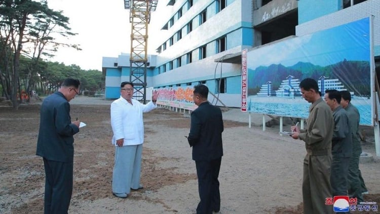 Kim Jong-un öfkesini işçilerden çıkardı