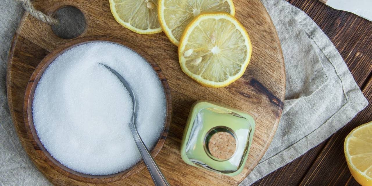 Depresif, mutsuz ve karamsar uyananlar... Her gece bu yöntemi uygulamalısınız. Başucuna koyanlar sabahları bebek gibi uyanıyor!