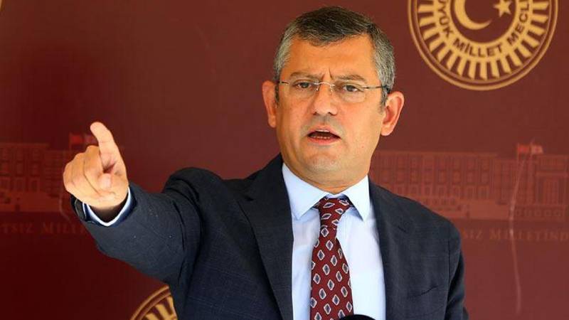 "Bütün iktidar partisi milletvekillerine sataşıyorum" diyen Özgür Özel: Hesap verin, enflasyonu...