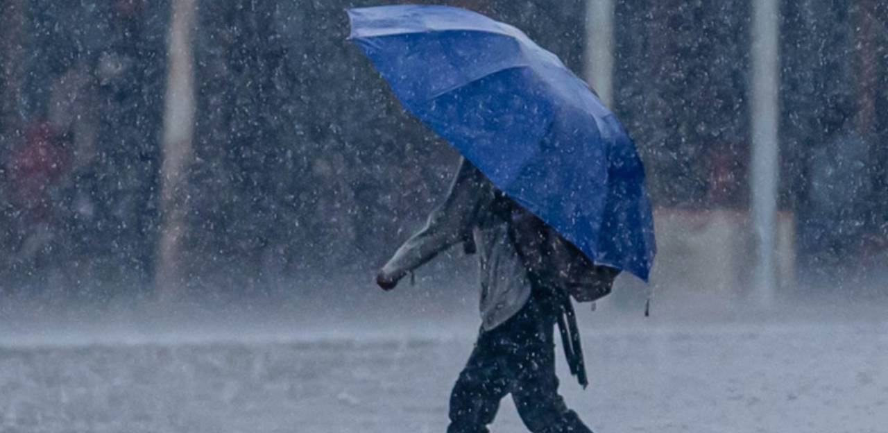 Meteoroloji'den Mersin ve Adana çevreleri için çok kuvvetli sağanak yağış uyarısı