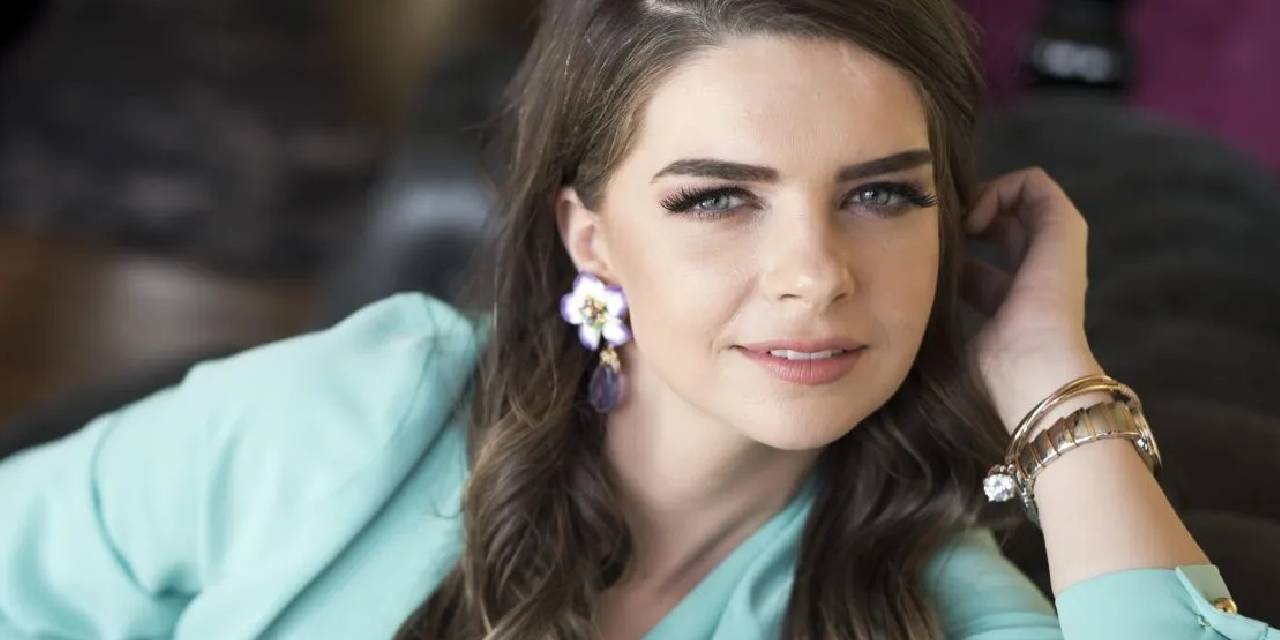 1,5 ayda 8 kilo verdi! Pelin Karahan spor salonundayken paylaştı! Pelin Karahan nasıl zayıfladı! İşte zayıflama sırrı...