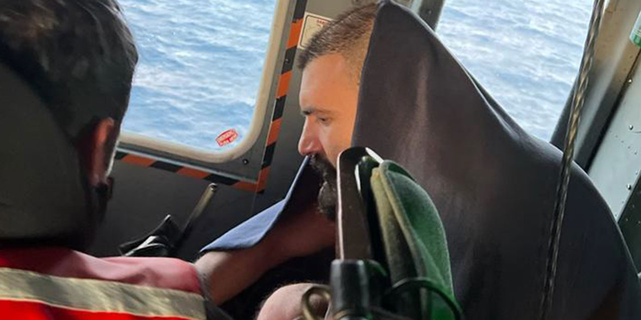 Antalya'da gemi battı: Bir kişi hayatını kaybetti, 8 kişi kayıp