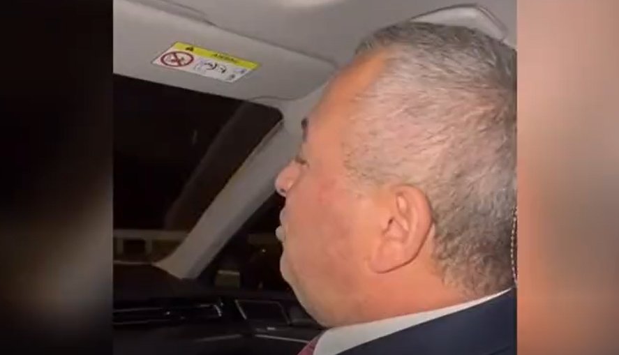 DP Milletvekili Cemal Enginyurt'tan "Eşkıya Dünyaya Hükümdar Olmaz" performansı...