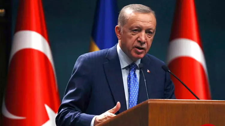 Emeklilerden Sonra Öğrencilere de Bayram İkramiyesi Geliyor