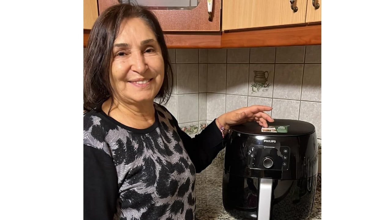 Selvi Kılıçdaroğlu'ndan 'Airfryer' paylaşımı: Aldık duruyor, dur bakalım