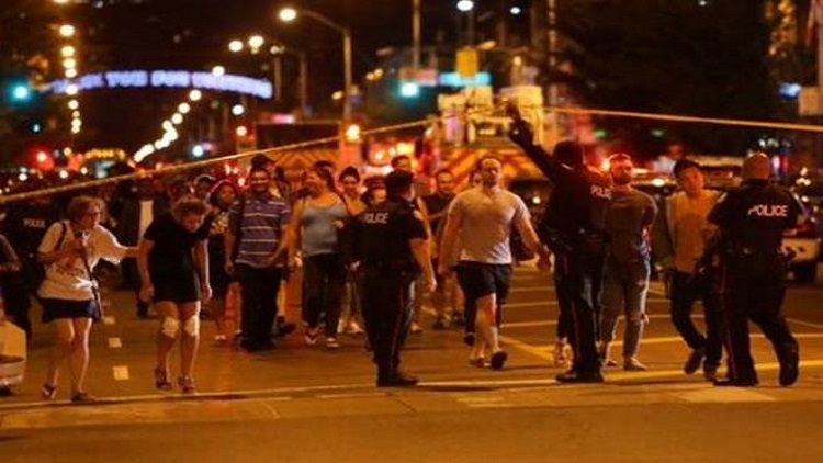 Toronto'da silahlı saldırı: 3 ölü, 11 yaralı