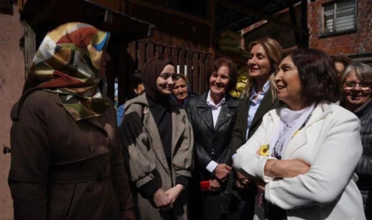 Selvi Kılıçdaroğlu'nun kadınlarla diyaloğu gündem oldu