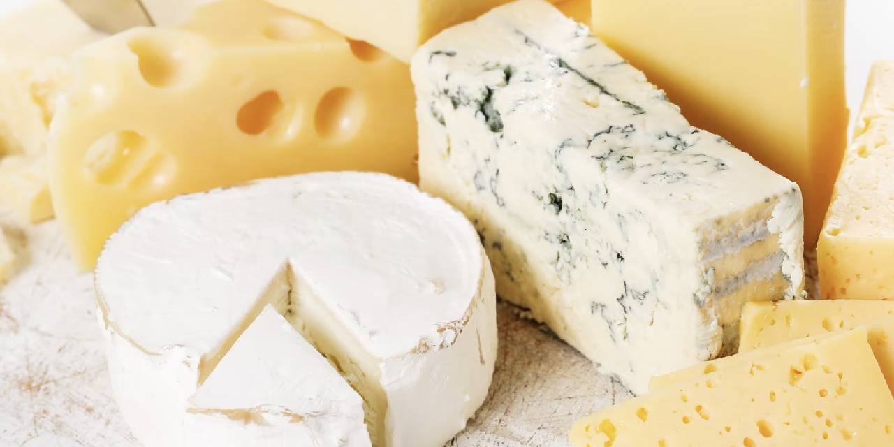 Küflü gıdaları çöpe atmamalısınız. Uygun yöntemleri bilirseniz küflü besinleri yeniden kullanabilirsiniz. İsrafın önüne geçin!