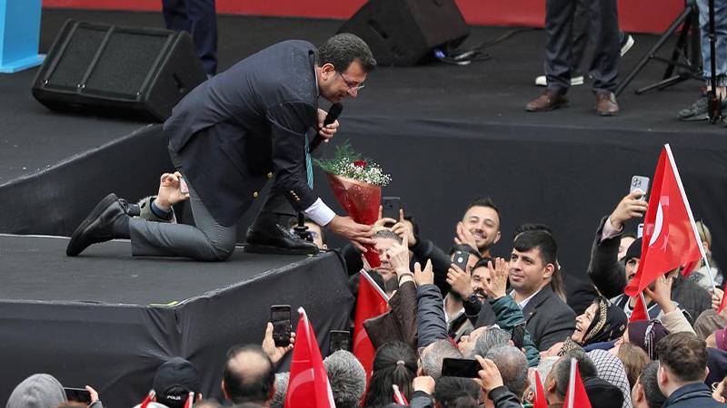 Dilek İmamoğlu o anları paylaştı: Kalbi güzel hanımefendiye teşekkür ederim