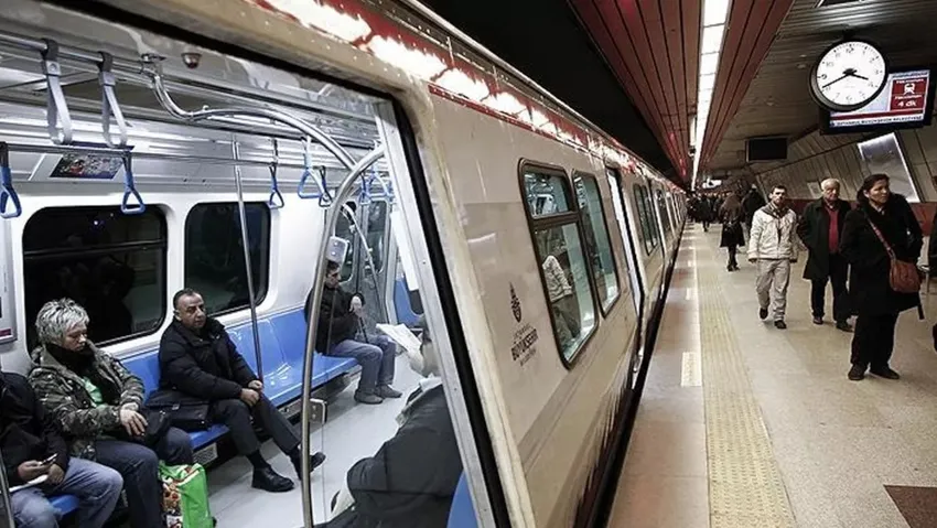 İstanbul'da Metro Seferlerine Miting Ayarı