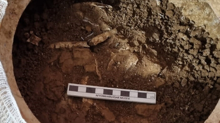 Afyonkarahisar'da Roma dönemine ait insan kemikleri bulundu