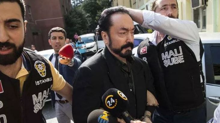 Adnan Oktar Cezaevinden Örgütü Böyle 'Diri' Tutmuş: 15 Günde 200 Avukatla Görüşmüş!