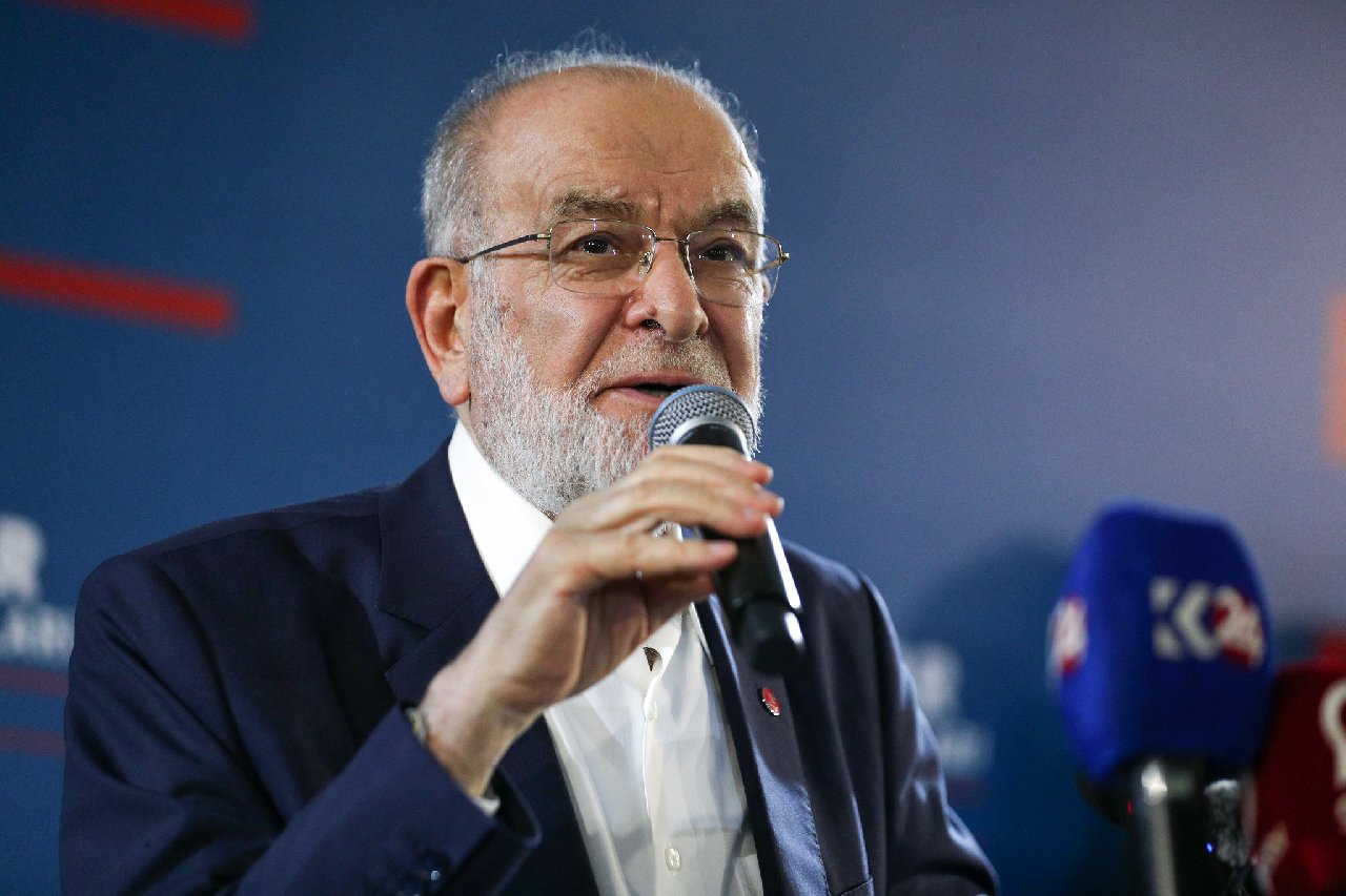 Karamollaoğlu: Türkiye’nin problemlerini bunların çözmesi mümkün değil