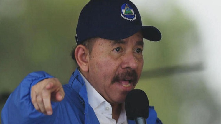 Nikaragua lideri Ortega protestoculara rest çekti