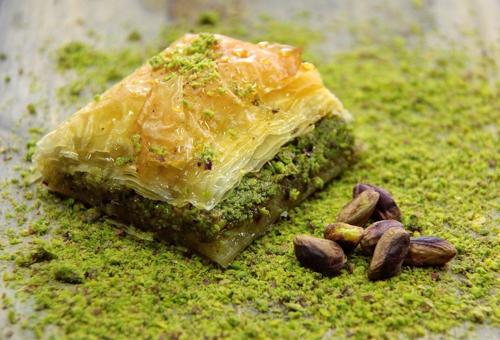 Bayram Öncesi Merdiven Altı Baklava Uyarısı... Çocuklar İçin Tehlike Büyük